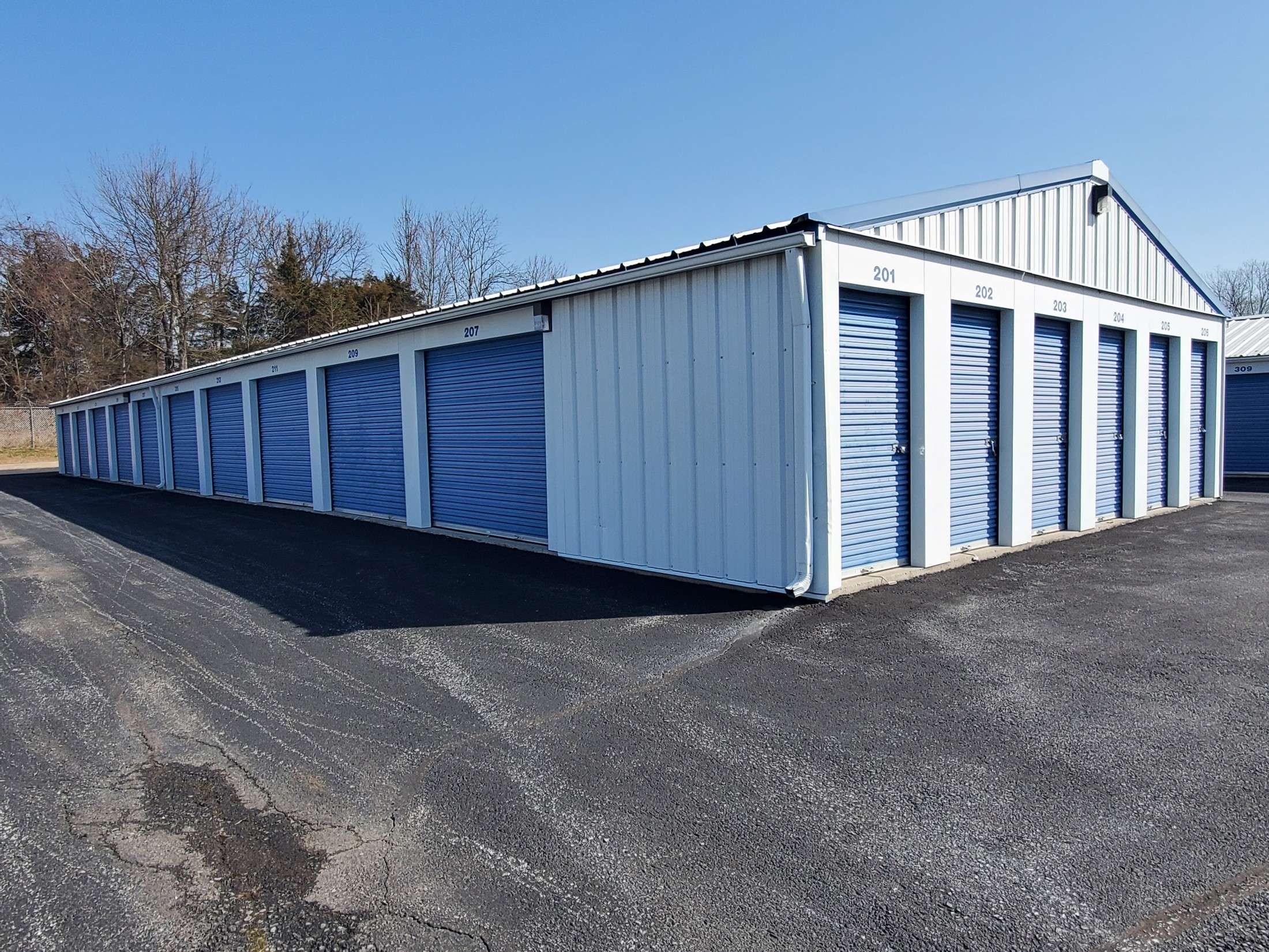 Storage Units near Middletown, PA 17057 Hearthfire Self Storage